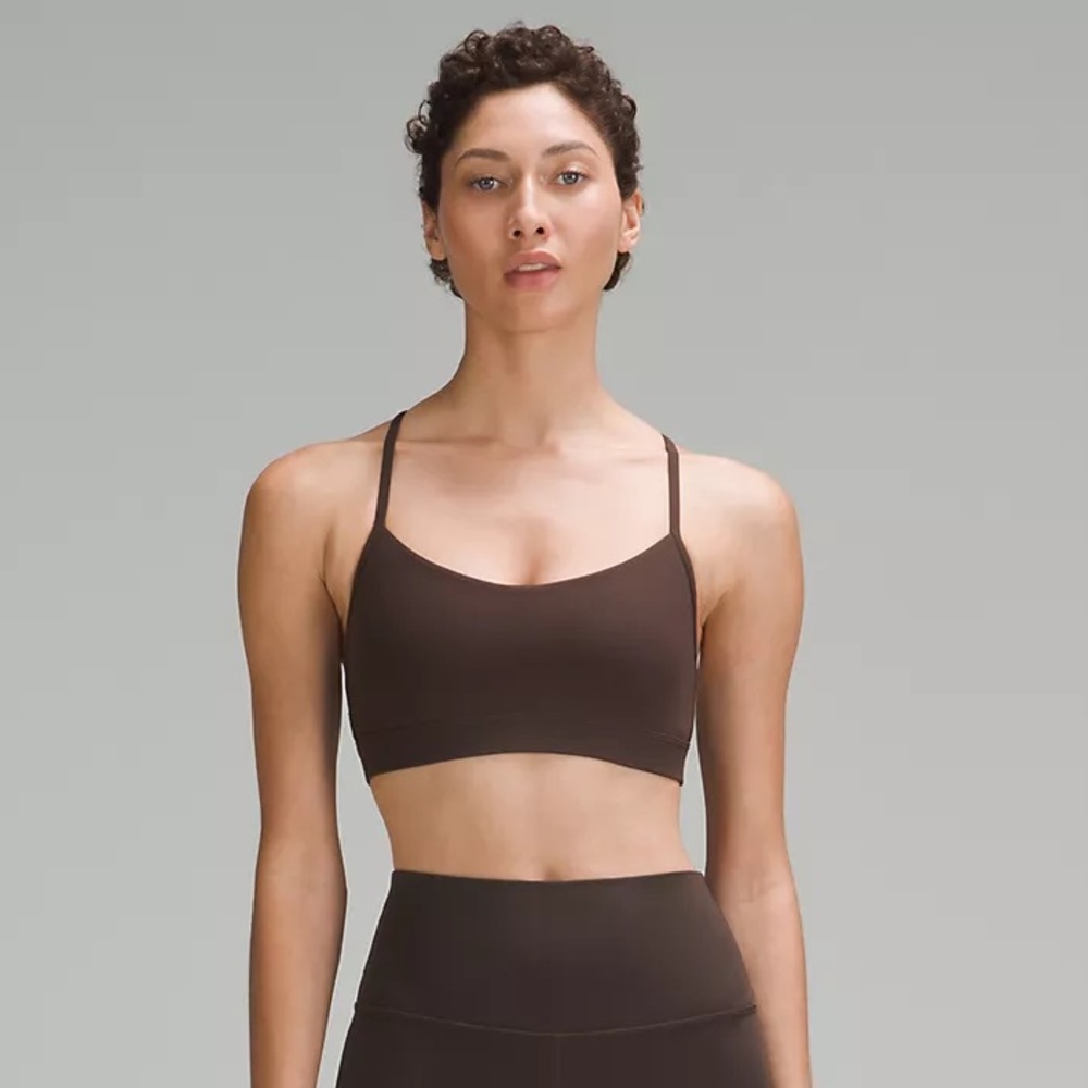 Lululemon flow Y Bra Nulu like new in Espresso Brown size 8